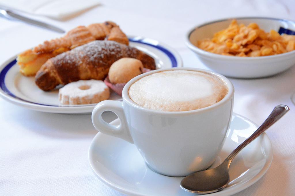 Hotel Ponte Di Rialto Crema Ngoại thất bức ảnh