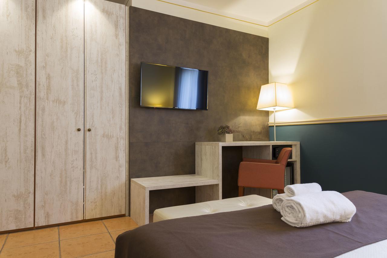 Hotel Ponte Di Rialto Crema Ngoại thất bức ảnh