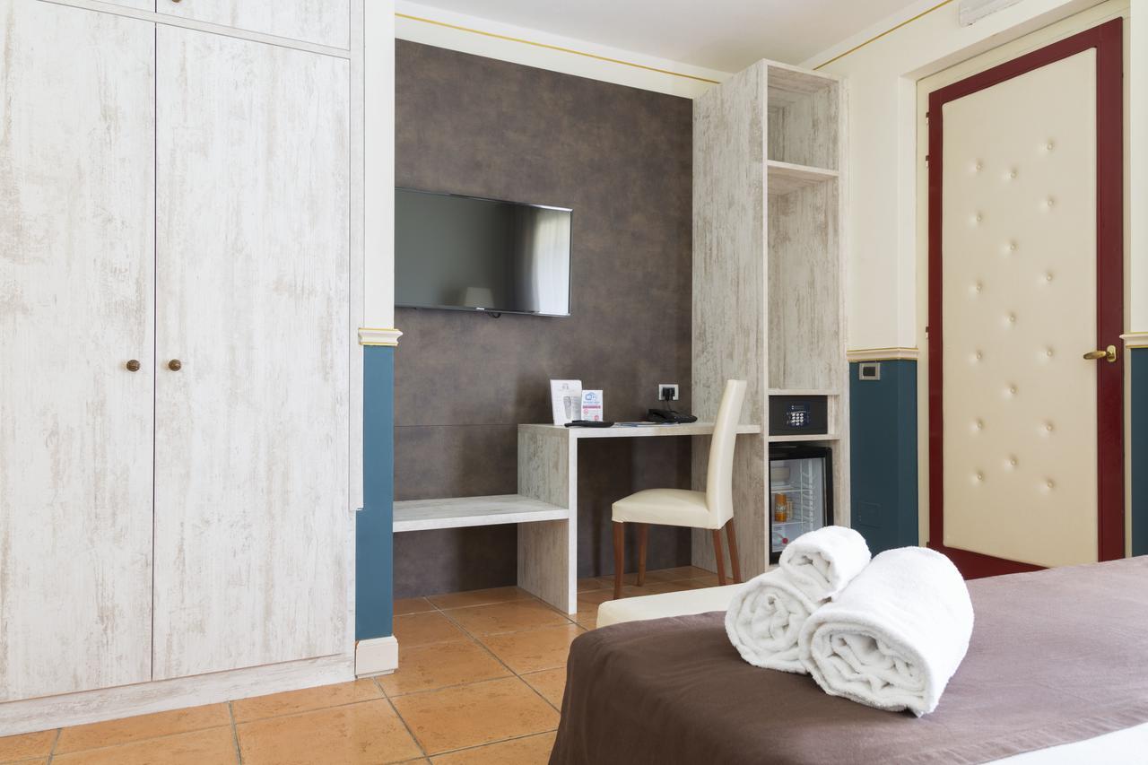 Hotel Ponte Di Rialto Crema Ngoại thất bức ảnh