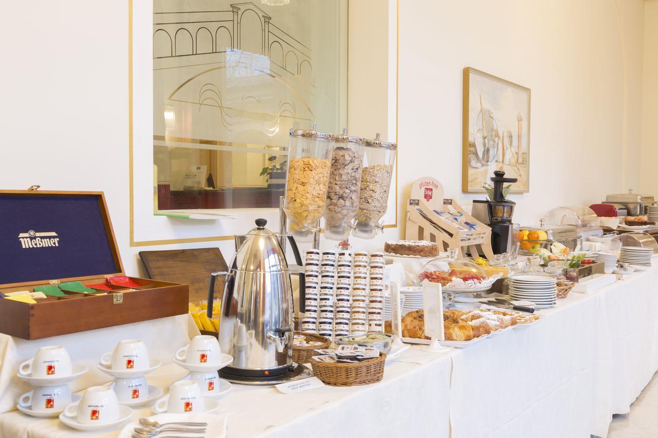 Hotel Ponte Di Rialto Crema Ngoại thất bức ảnh