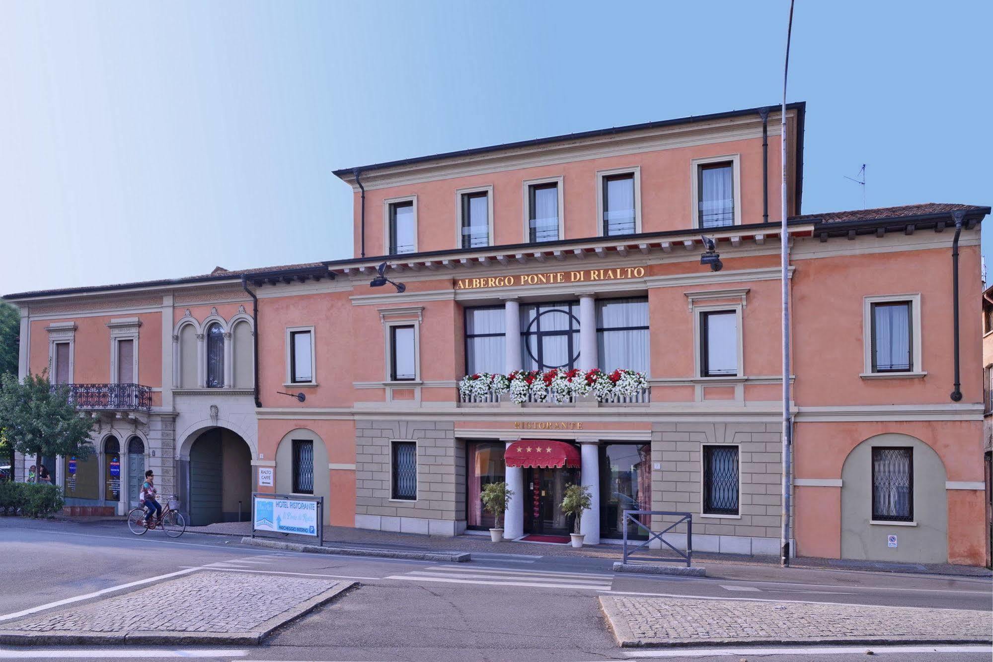 Hotel Ponte Di Rialto Crema Ngoại thất bức ảnh